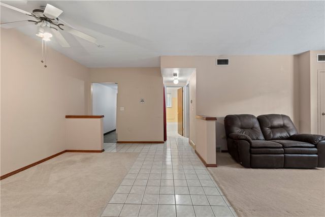 420 S Aiken Avenue 2, Shadyside, PA 15232