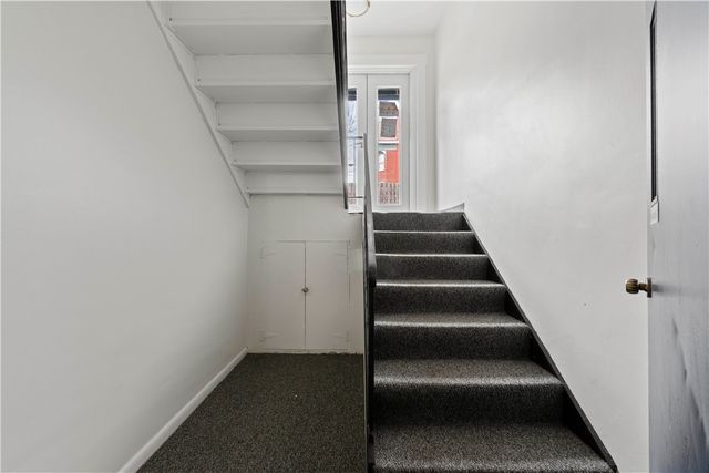 420 S Aiken Avenue 2, Shadyside, PA 15232