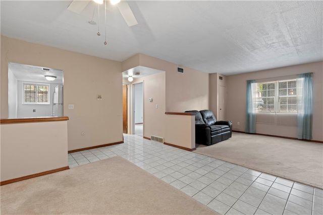 420 S Aiken Avenue 2, Shadyside, PA 15232