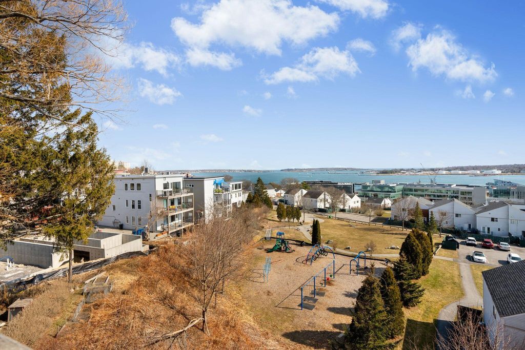 104 Monument Street, Portland, ME 04101 — photo 3