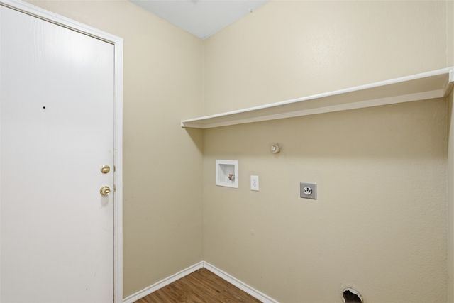 1434 Mission Hills Lane, Dallas, TX 75217