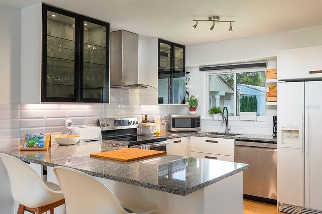 10727 WINDSOR COURT, Orlando, FL 32821