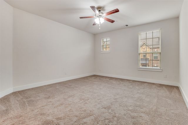 2423 Siskiyou Street, Lewisville, TX 75056