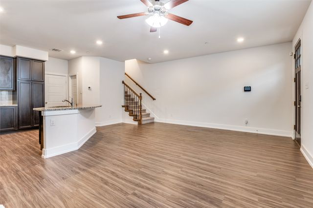 2423 Siskiyou Street, Lewisville, TX 75056