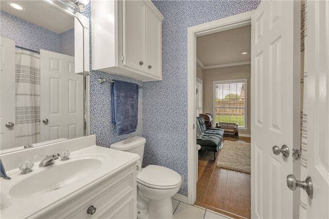5010 Harbour Town Court, College Station, TX 77845
