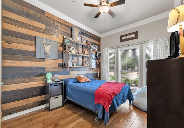 5010 Harbour Town Court, College Station, TX 77845