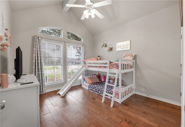 5010 Harbour Town Court, College Station, TX 77845