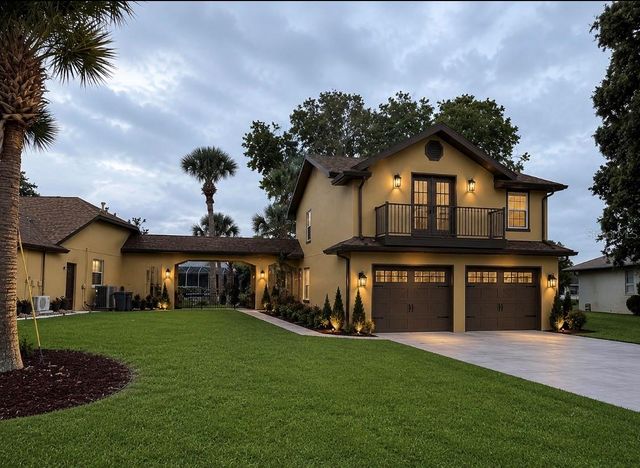 25 COTTONWOOD COURT, Palm Coast, FL 32137