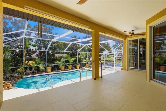 25 COTTONWOOD COURT, Palm Coast, FL 32137