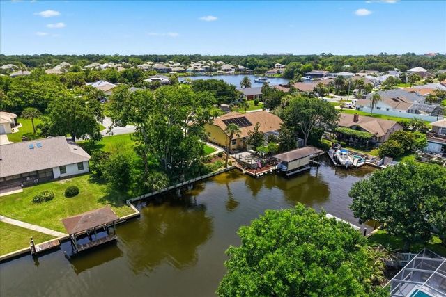 25 COTTONWOOD COURT, Palm Coast, FL 32137