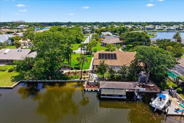 25 COTTONWOOD COURT, Palm Coast, FL 32137