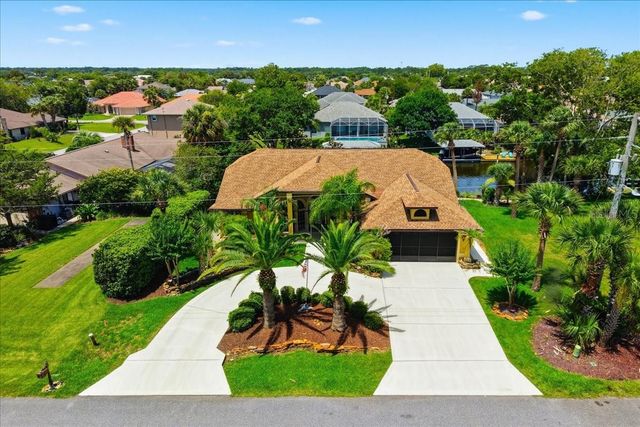 25 COTTONWOOD COURT, Palm Coast, FL 32137