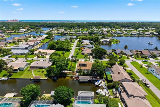 25 COTTONWOOD COURT, Palm Coast, FL 32137