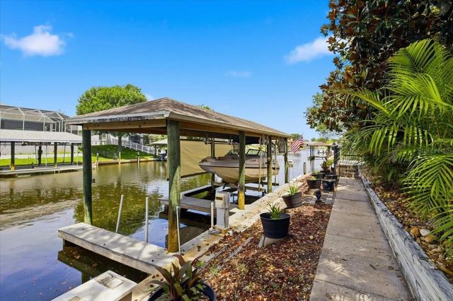 25 COTTONWOOD COURT, Palm Coast, FL 32137