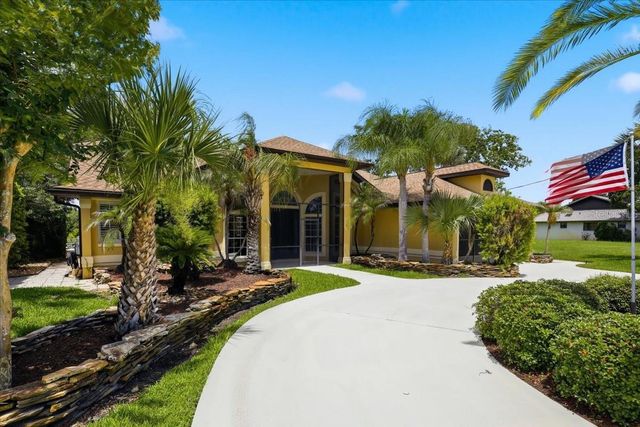 25 COTTONWOOD COURT, Palm Coast, FL 32137