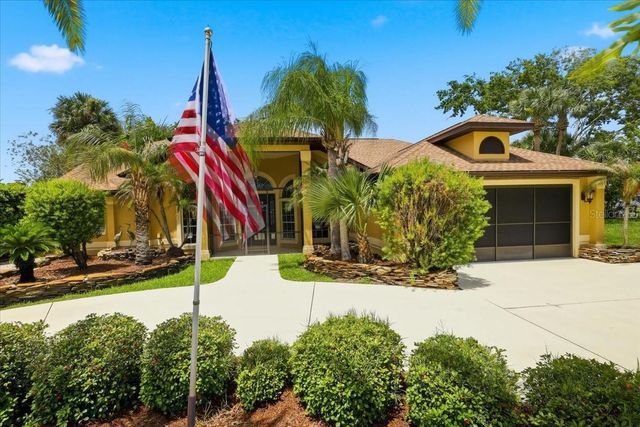 25 COTTONWOOD COURT, Palm Coast, FL 32137