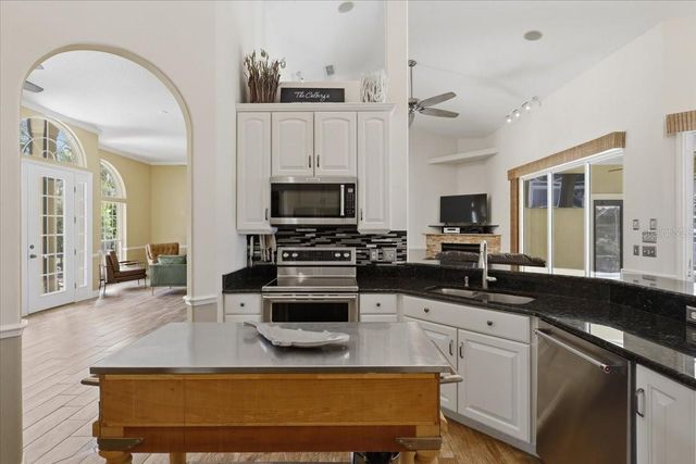 25 COTTONWOOD COURT, Palm Coast, FL 32137