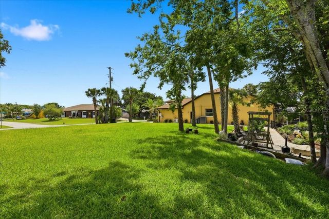 25 COTTONWOOD COURT, Palm Coast, FL 32137