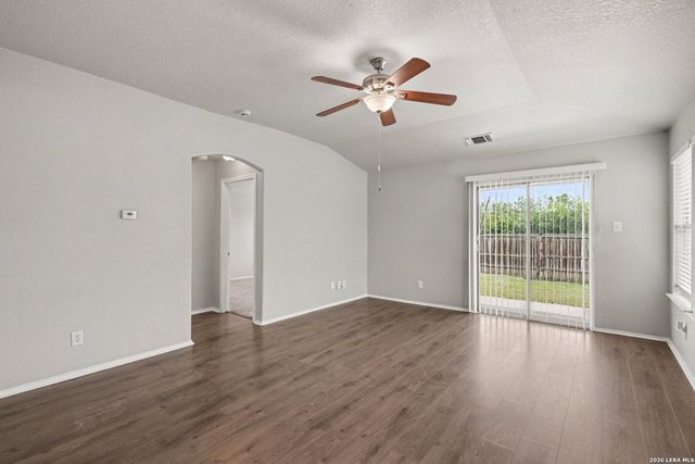 214 ROSWELL CYN, San Antonio, TX 78245