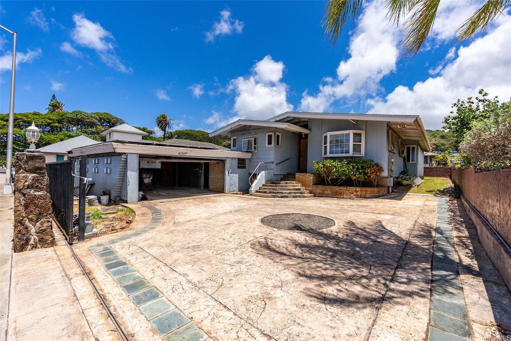 5060 Kalanianaole Highway, Honolulu, HI 96821