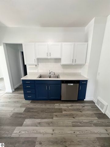 153 Allen Avenue, Alma, MI 48801