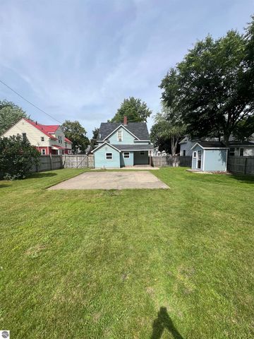 153 Allen Avenue, Alma, MI 48801