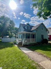 153 Allen Avenue, Alma, MI 48801