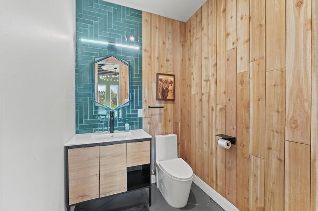 2743 Bobville, Montgomery, TX 77316