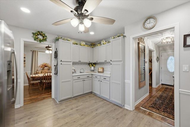 276 Lake Forest Drive, Spartanburg, SC 29307