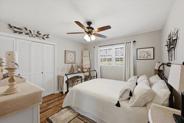 276 Lake Forest Drive, Spartanburg, SC 29307