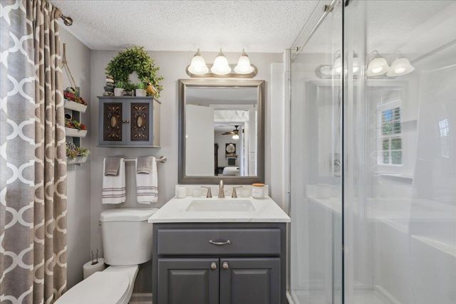 276 Lake Forest Drive, Spartanburg, SC 29307