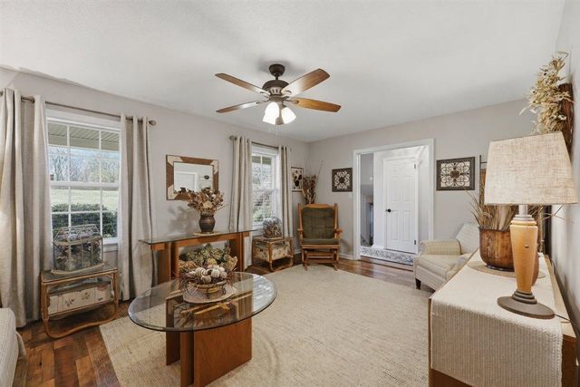 276 Lake Forest Drive, Spartanburg, SC 29307