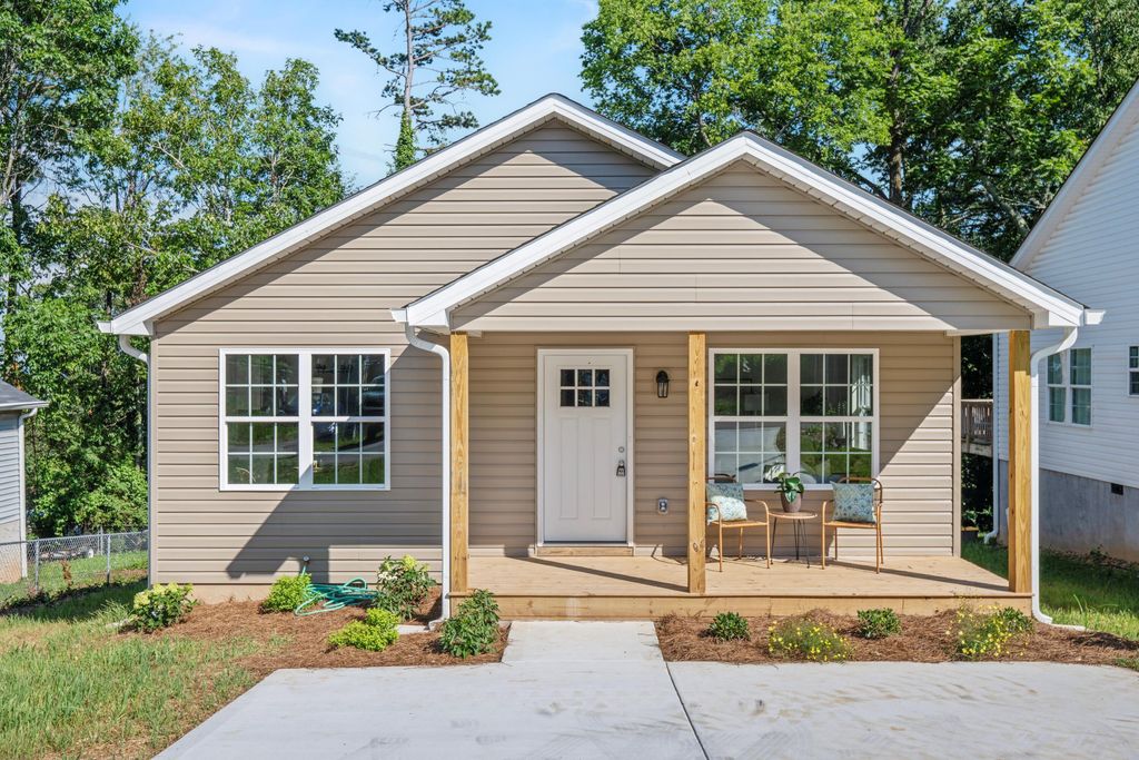 812 Aubrey Avenue, Chattanooga, TN 37411