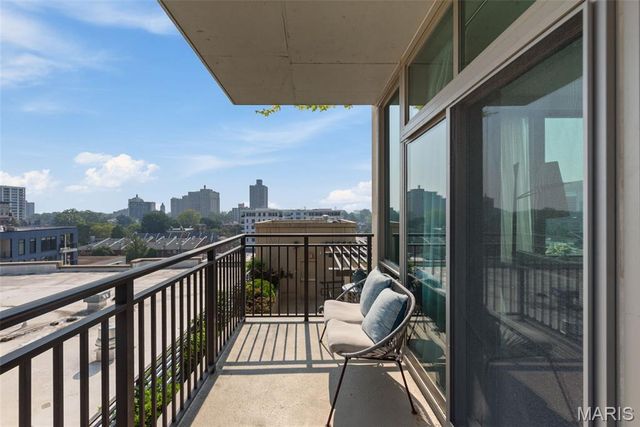 4909 Laclede Avenue 804, St Louis, MO 63108