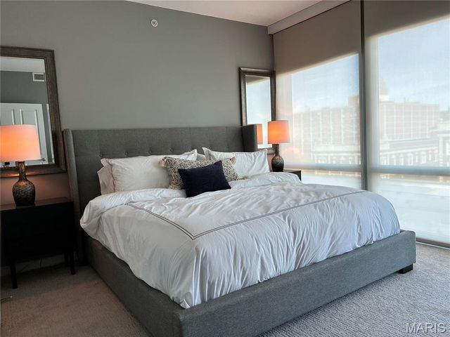 4909 Laclede Avenue 804, St Louis, MO 63108