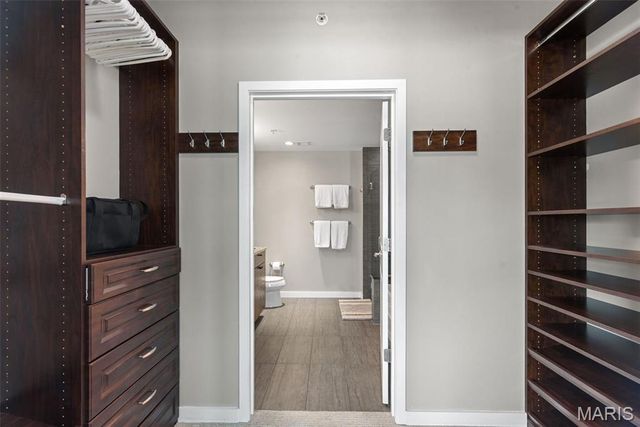 4909 Laclede Avenue 804, St Louis, MO 63108