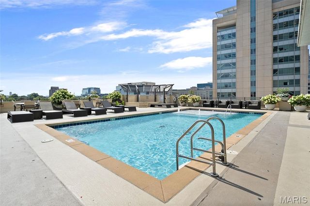 4909 Laclede Avenue 804, St Louis, MO 63108