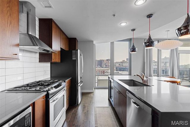 4909 Laclede Avenue 804, St Louis, MO 63108