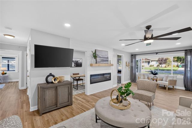 1816 Anderson Street, Charlotte, NC 28205