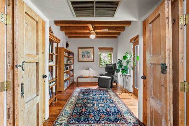 525 Camino Militar, Santa Fe, NM 87501