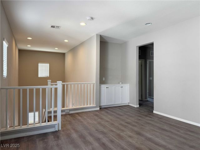 7399 Amesbury Street, Las Vegas, NV 89113