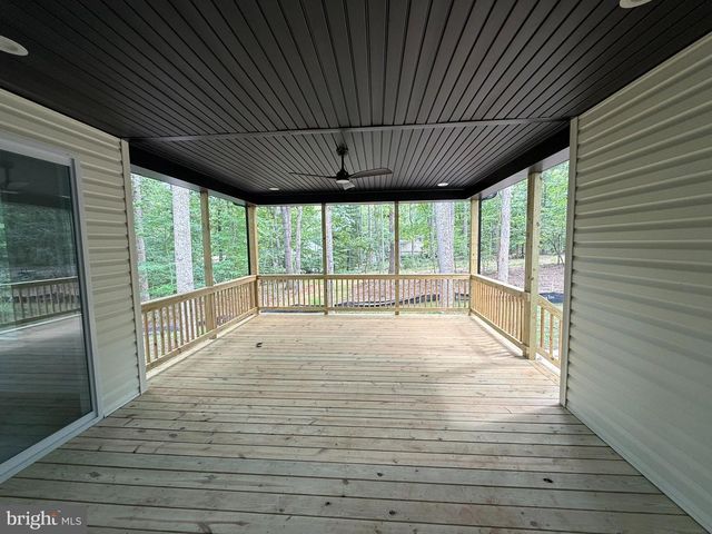 318 FAIRWAY DR, Locust Grove, VA 22508