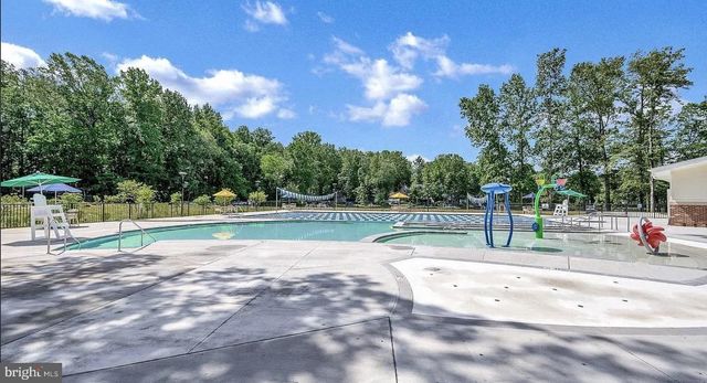 318 FAIRWAY DR, Locust Grove, VA 22508