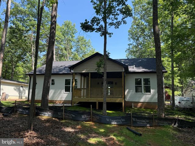 318 FAIRWAY DR, Locust Grove, VA 22508