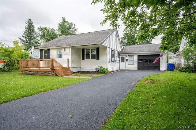 4470 Stratford, Hamburg, NY 14075