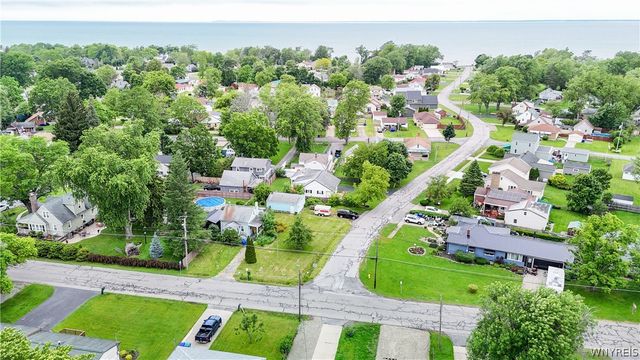 4470 Stratford, Hamburg, NY 14075