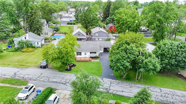 4470 Stratford, Hamburg, NY 14075