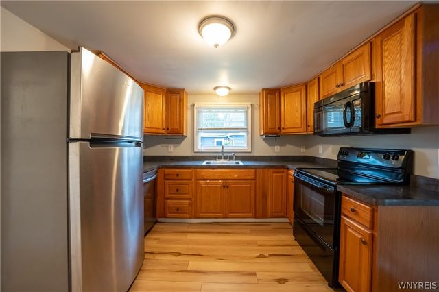 4470 Stratford, Hamburg, NY 14075