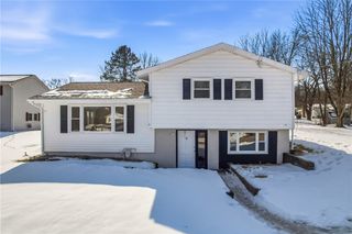 1480 George St, Hermitage, PA 16148