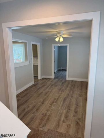 15 Frances Ave, Hopatcong Boro, NJ 07874